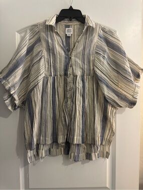EUC BDG blouse. Very roomy M